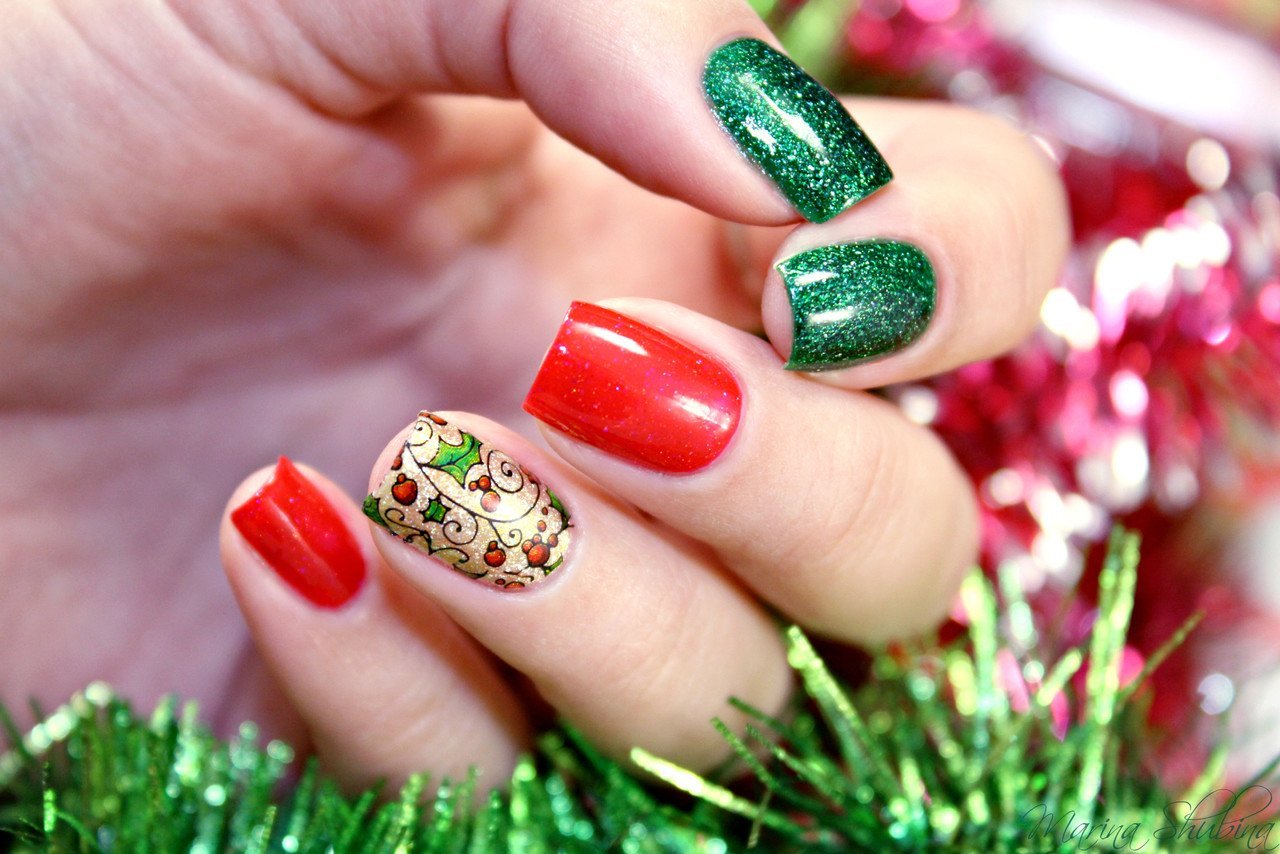 Дизайн ногтей красный с зеленым фото